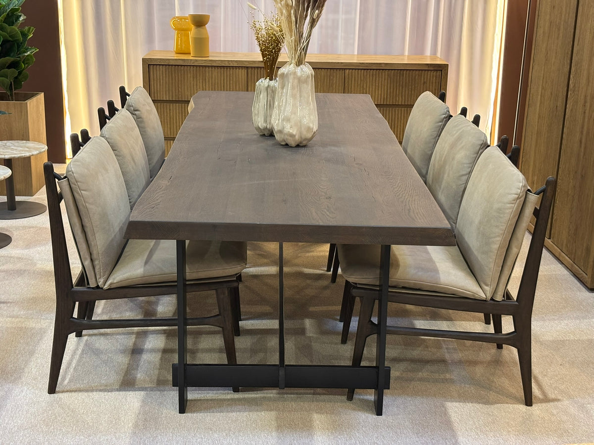 Fallon Table