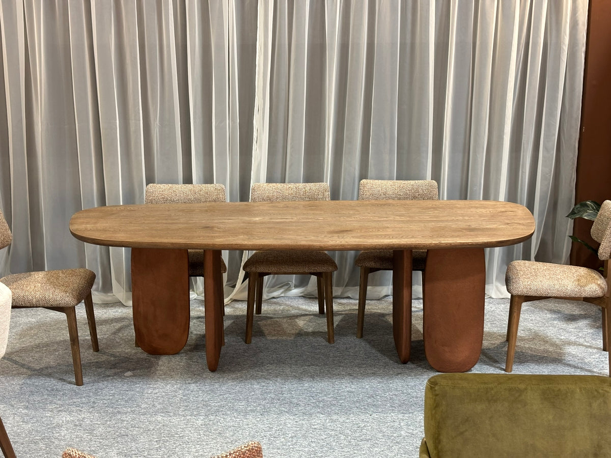 Petra Table